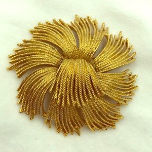 Vintage signed Monet Brooch